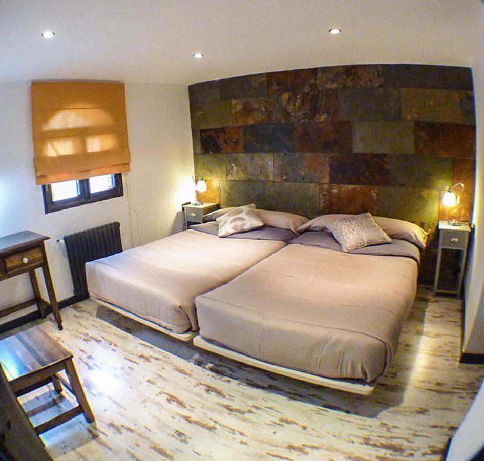 Cortijo de Balsain Green Peaks B&B Country House Alojamiento Rural المظهر الخارجي الصورة