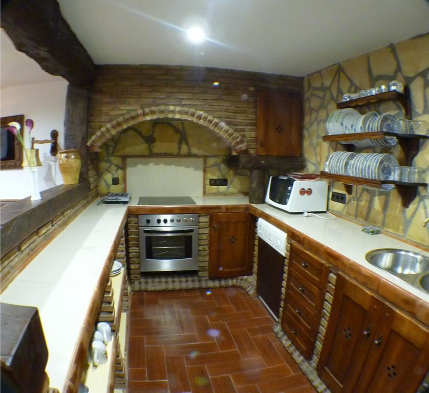 Cortijo de Balsain Green Peaks B&B Country House Alojamiento Rural المظهر الخارجي الصورة