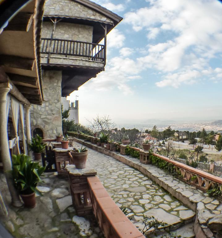 Cortijo de Balsain Green Peaks B&B Country House Alojamiento Rural المظهر الخارجي الصورة