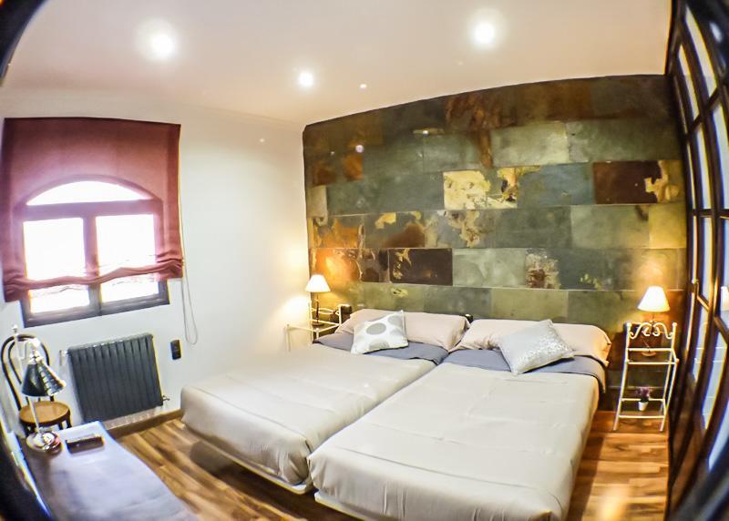 Cortijo de Balsain Green Peaks B&B Country House Alojamiento Rural المظهر الخارجي الصورة